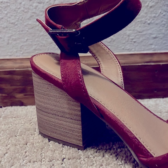 Universal threads rust chunky heels New 9.5! Suede like - Picture 3 of 12